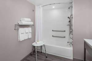 Days Inn by Wyndham Baltimore Northwest