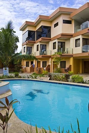 Lost Horizon Beach Dive Resort