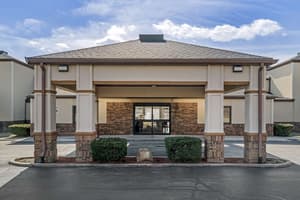 Comfort Inn East