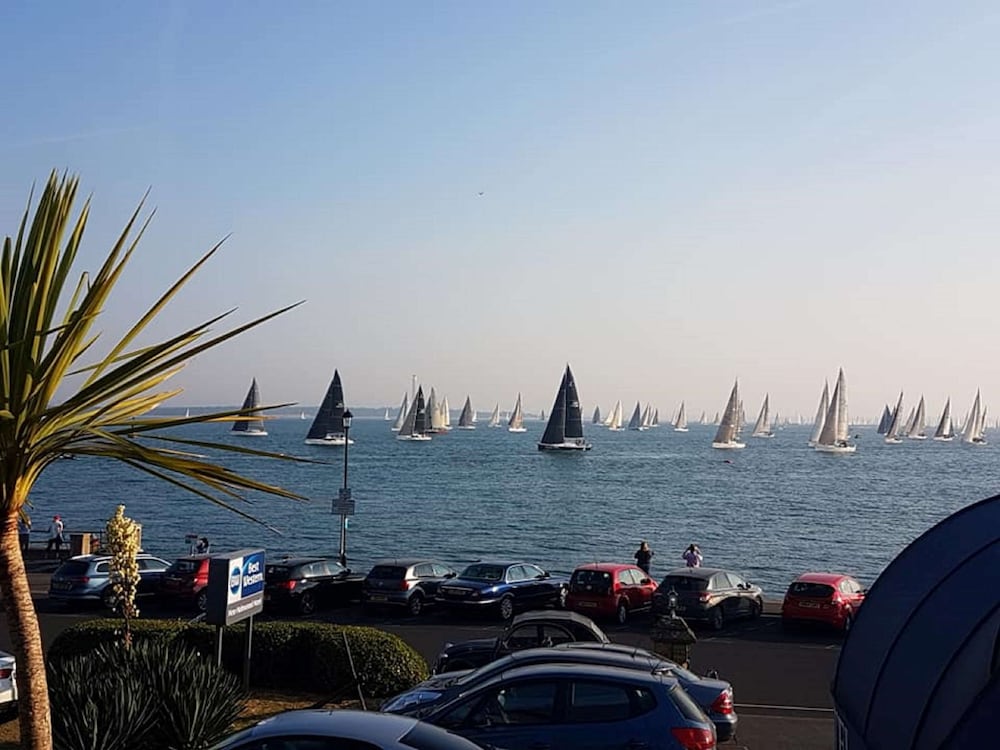 Cowes thumbnail