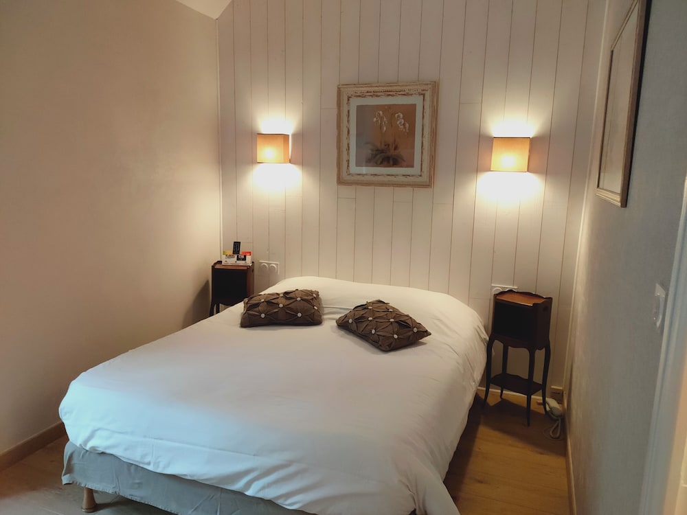 Bazouges-La-Perouse thumbnail