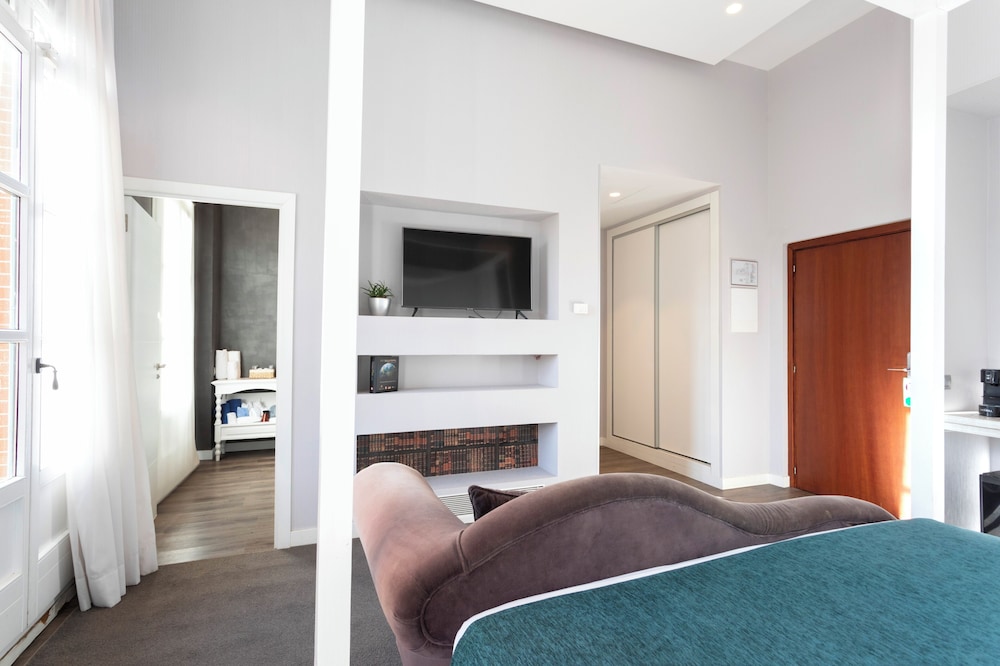 Riudellots De La Selva thumbnail