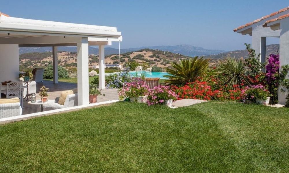 Liscia Di Vacca - Porto Cervo - Cerde¥a thumbnail