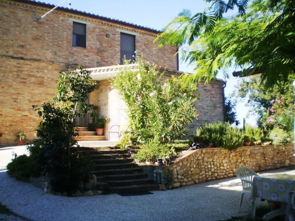 Monte San Giusto thumbnail