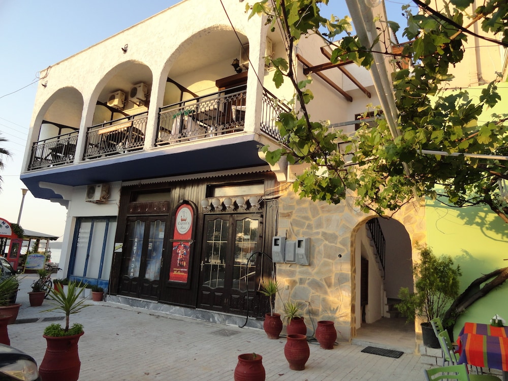 Makryammos thumbnail