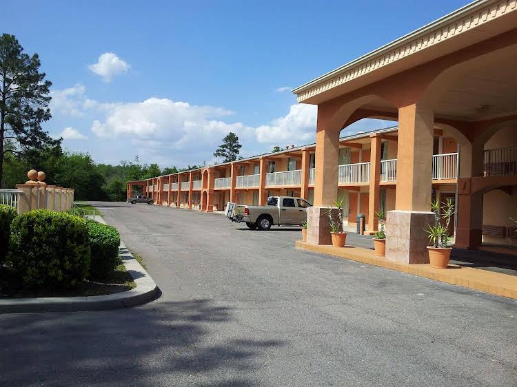 Hotel Valdosta Ga I-75 & Us-221 N Hwy 1