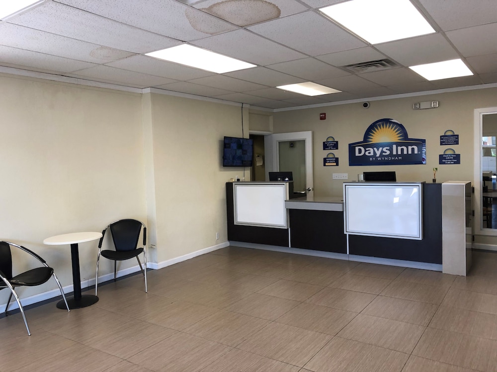 Calipatria thumbnail