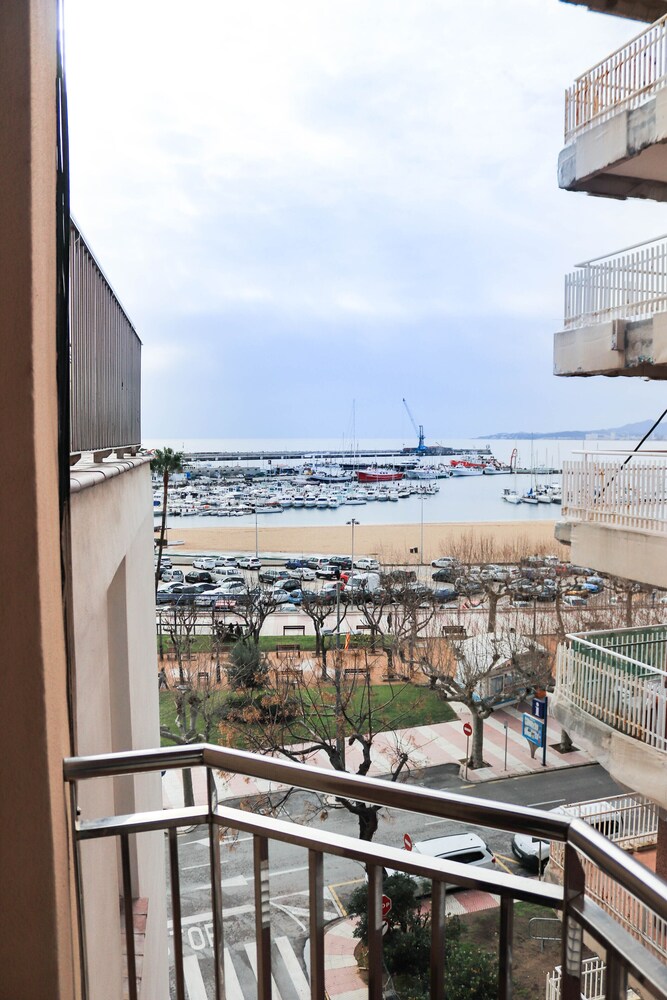 Cala Provencals thumbnail