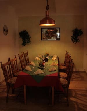 thumbnail: Restaurant