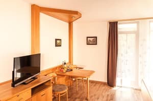 thumbnail: Living room