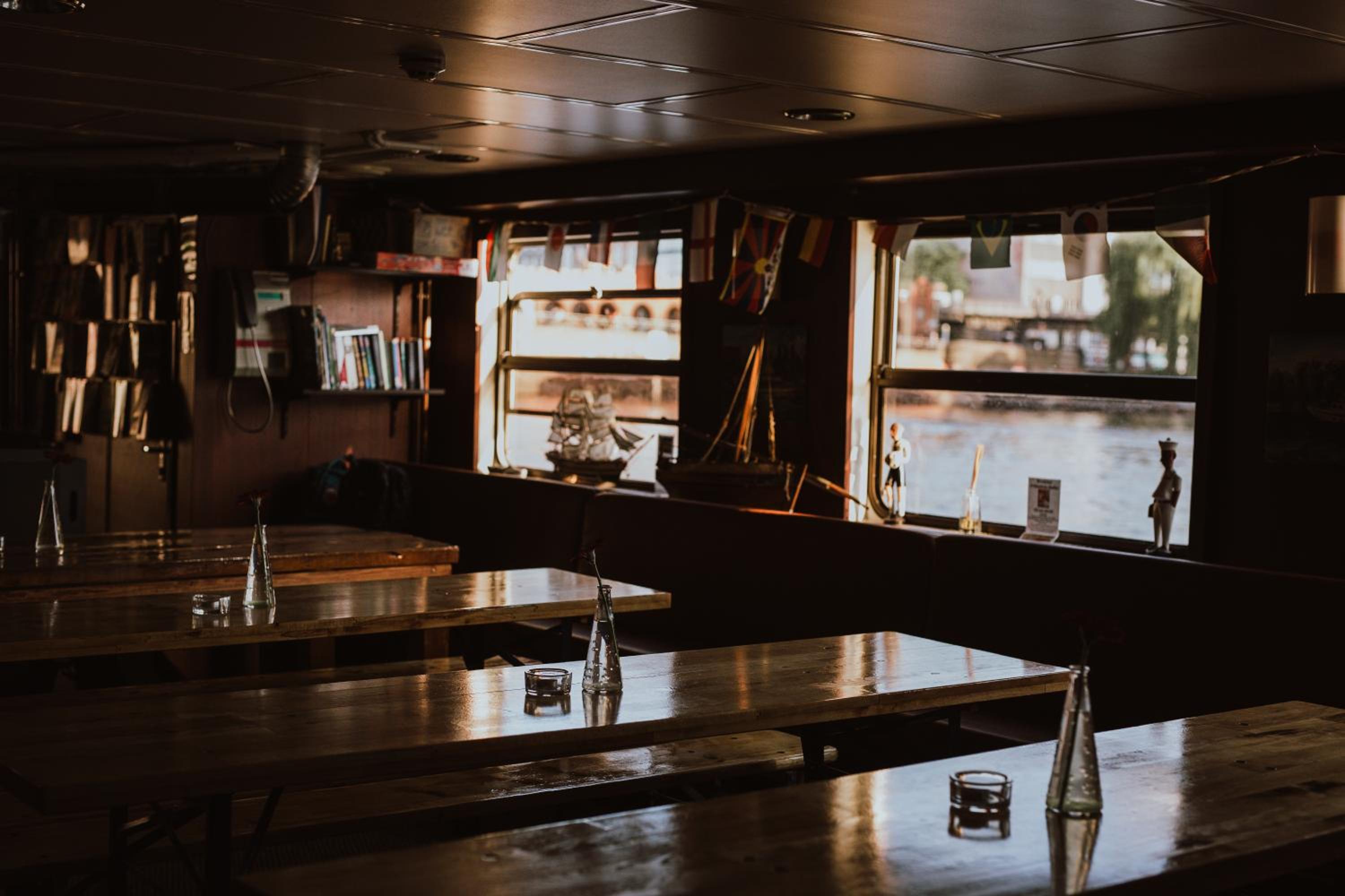 Restaurant-cafeteria