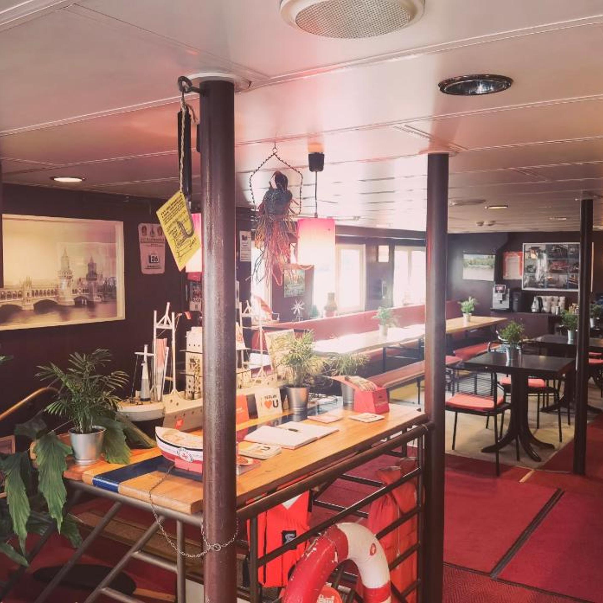 Restaurant-cafeteria