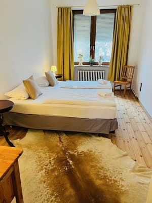 thumbnail: Interior