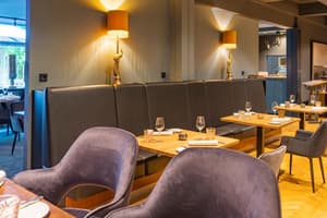 thumbnail: Restaurant