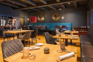 thumbnail: Restaurant