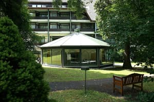 thumbnail: Exterior