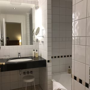 thumbnail: Bathroom