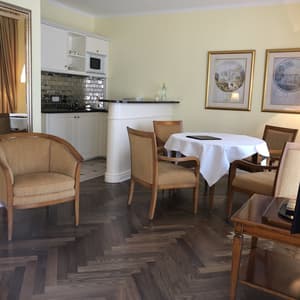 thumbnail: In-room dining