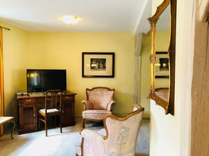 thumbnail: Living room