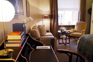 thumbnail: Interior