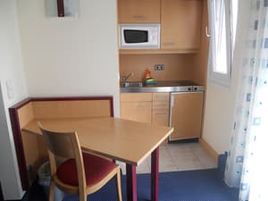 thumbnail: Private kitchenette