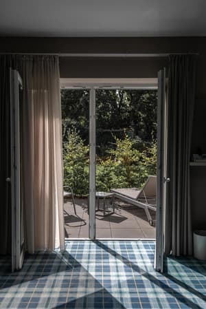 thumbnail: Balcony