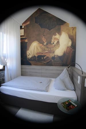 thumbnail: Room