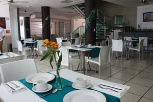 thumbnail: Food court