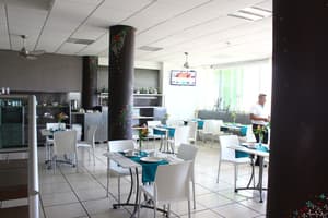 thumbnail: Food court