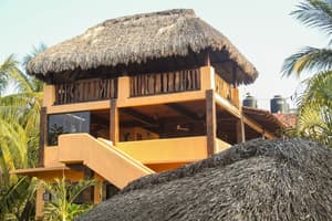 thumbnail: Exterior