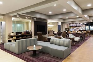 thumbnail: Lobby lounge