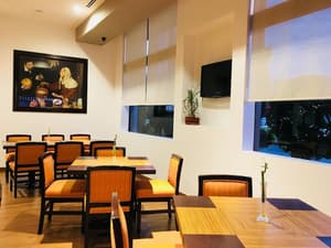 thumbnail: Restaurant
