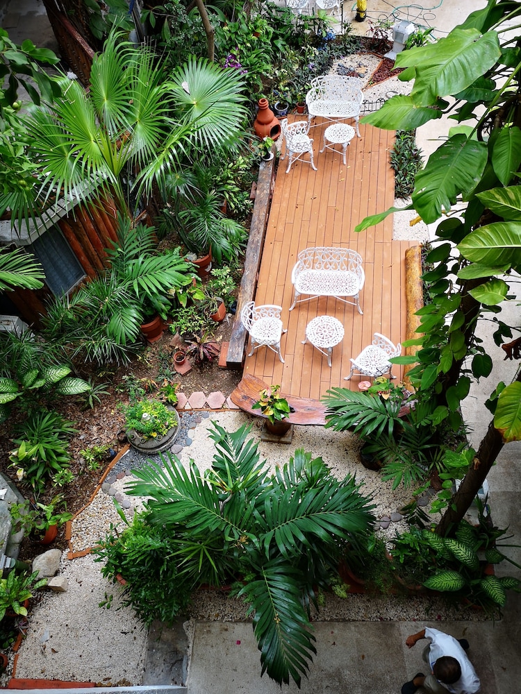 Sundeck
