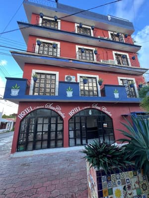 thumbnail: Exterior