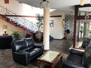 thumbnail: Interior detail