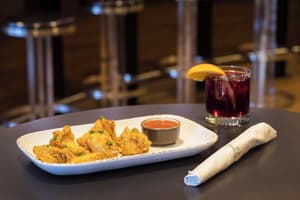 thumbnail: Restaurant