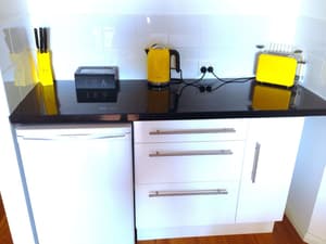 thumbnail: Room amenity