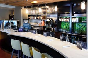thumbnail: Bar (on property)