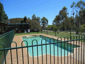 thumbnail: Outdoor pool