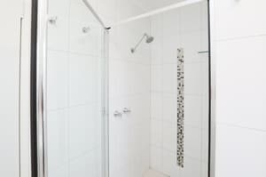 thumbnail: Bathroom shower
