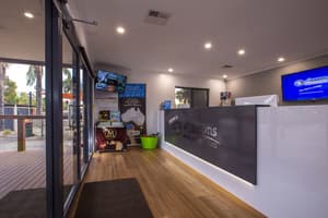 thumbnail: Reception hall