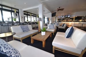 thumbnail: Interior entrance