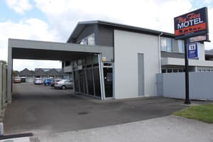 thumbnail: Property entrance