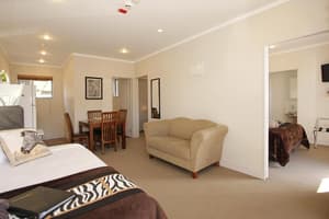 thumbnail: Living room