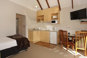 thumbnail: Private kitchenette