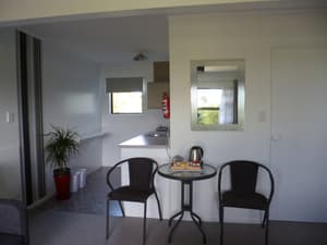 thumbnail: In-room dining