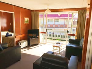 thumbnail: Living room