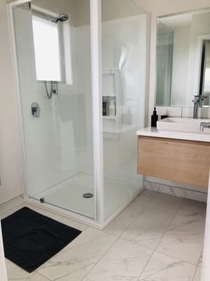 thumbnail: Bathroom amenities