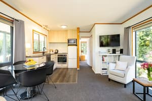 thumbnail: Living area