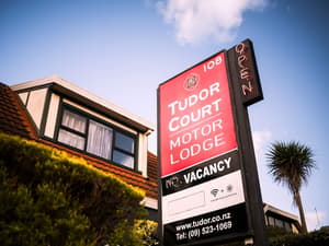 thumbnail: Front of property